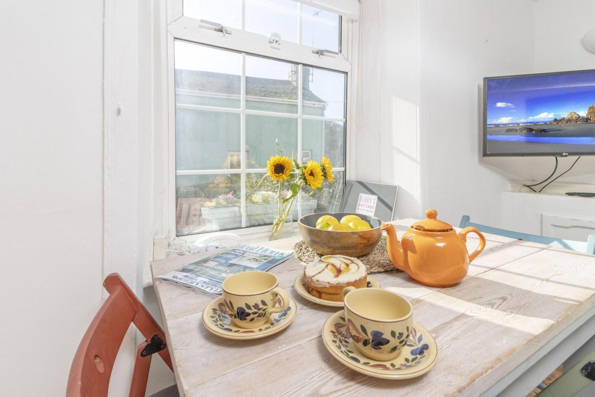 Gerry'S Cottage บริกแซม ภายนอก รูปภาพ